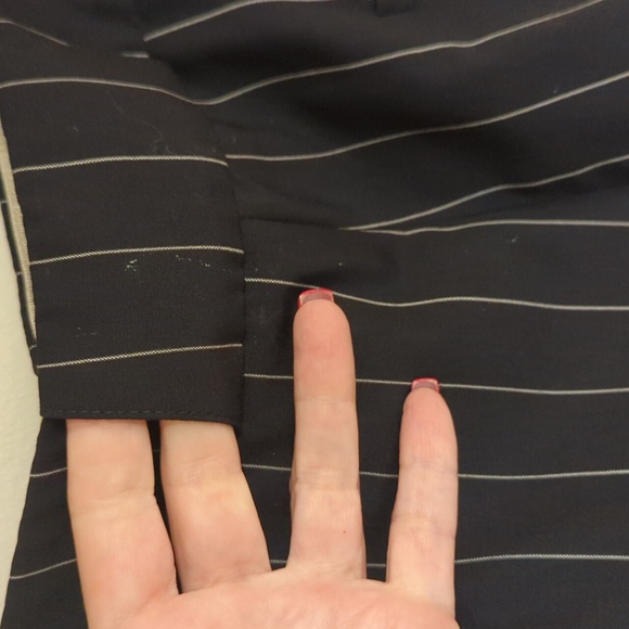 ARMANI women's black wide leg pinstripe pants, size 6 - Picture 7 of 8